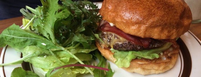 CRITTERS BURGER is one of Osaka Lunch/Dinner.
