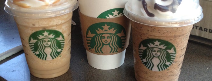 Starbucks is one of Erica : понравившиеся места.