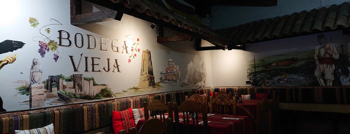 Taberna Bodega vieja is one of Restaurantes Madrid.