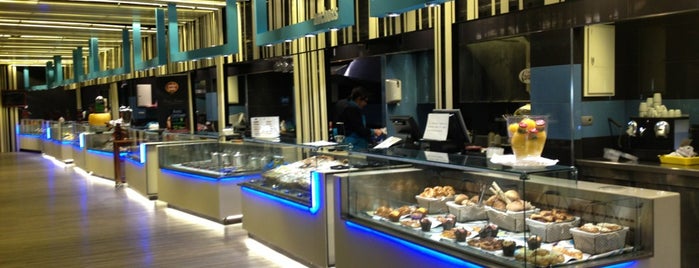Isabela Gourmet Market is one of Mercados gastronómicos de Madrid.