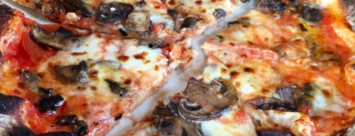 Red Rossa Napoli Pizza is one of Go-out ideas.