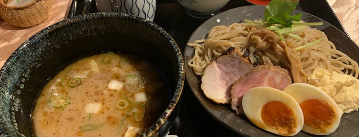 夢心亭 is one of Restaurant(Neighborhood Finds)/RAMEN Noodles.