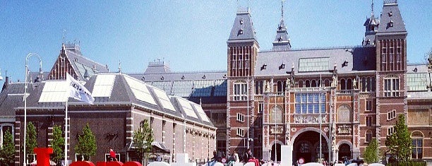 Государственный музей is one of Adam Amsterdamban.