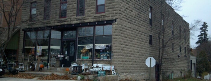 Aurora's Apothecary Herb Shop and Apothecary Museum is one of Shopping.
