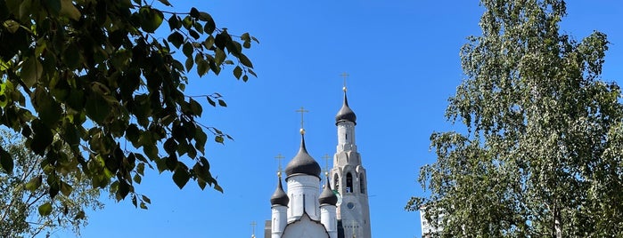 Храм св. Первоверховного апостола Петра is one of Православный Петербург/Orthodox Church in St. Pete.
