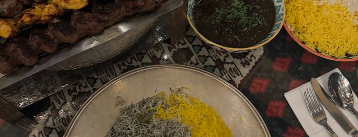 Parisa Persian Cuisine is one of Mehdi: сохраненные места.