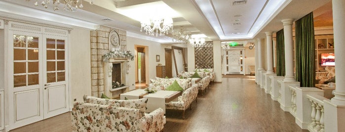 ORLY PARK Restaurant & Hotel is one of Посещенные.