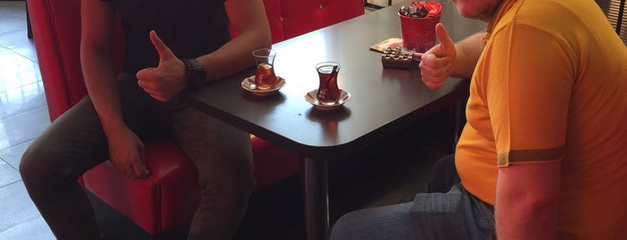 Bulmaca Cafe is one of Posti che sono piaciuti a GÜLTEN.