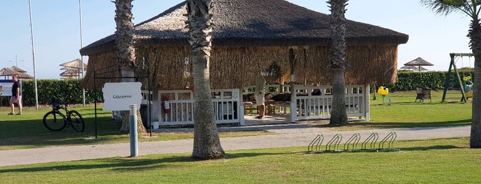 Hilton Gözleme Evi is one of Lugares favoritos de FATOŞ.