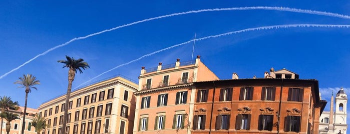 Scalinata di Trinità dei Monti is one of Tempat yang Disukai Vova.