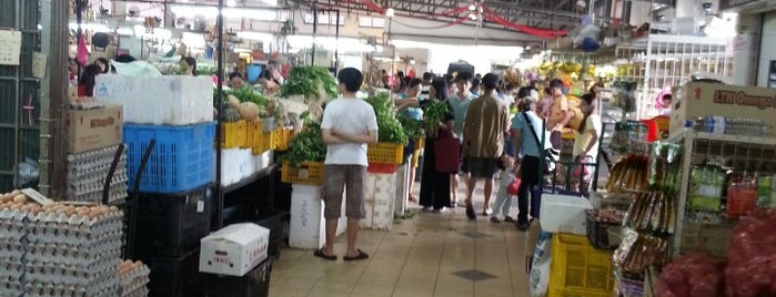 Puteri Mart is one of Must Visit Place in Puchong.