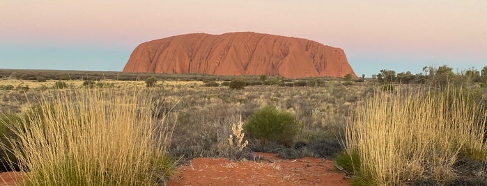 Uluṟu Sunset Viewing Area is one of Australia - Must do.