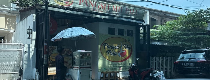 Mie Pangsit Palu is one of Food.