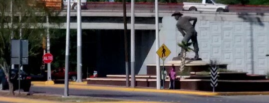 Monumento al Campesino is one of Posti che sono piaciuti a Abraham.