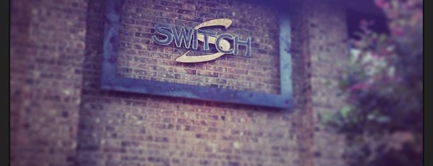 Switch Brick-Fired Pizza & Wine Bar is one of Lugares favoritos de Martin.