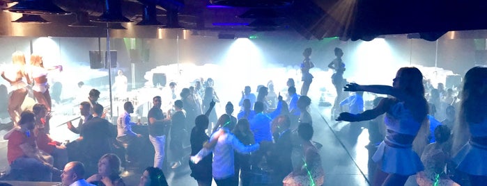 Siyah Night Club is one of انطاليا.