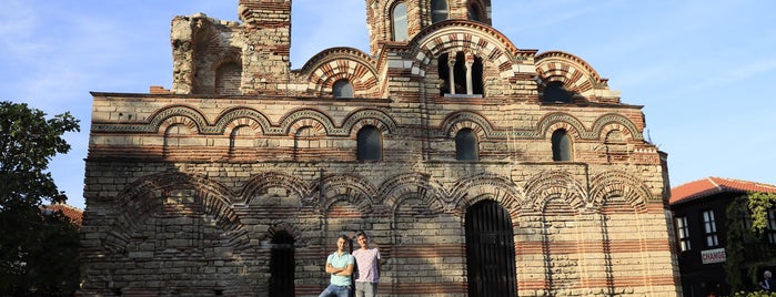 Hristos Pantokrator Kilisesi is one of Ralitsa'nın Beğendiği Mekanlar.