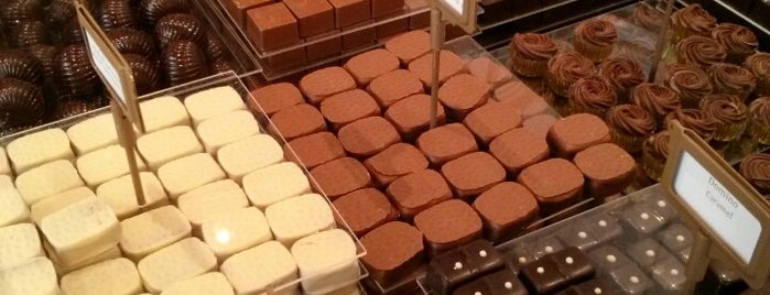 Mary Chocolaterie is one of Bruxelles.