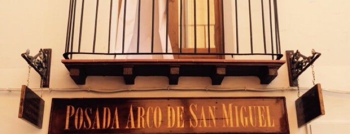 Restaurante Posada Arco De San Miguel is one of El Descanso del Guerrero (Vacaciones).
