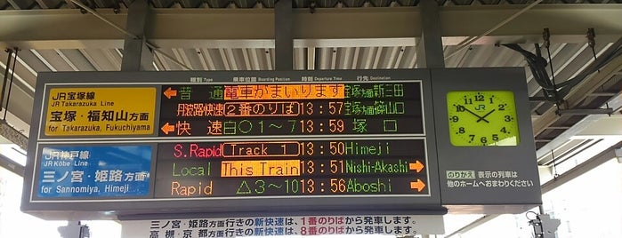 JR 3-4番のりば is one of JR神戸線の駅ホーム.