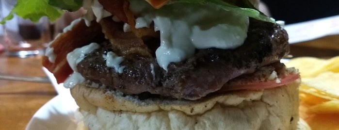 J's Fine Burger is one of Belorizontí.