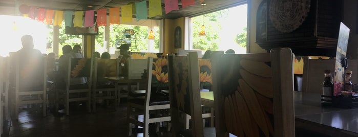 Salsitas Mexican Restaurant is one of Kent food.
