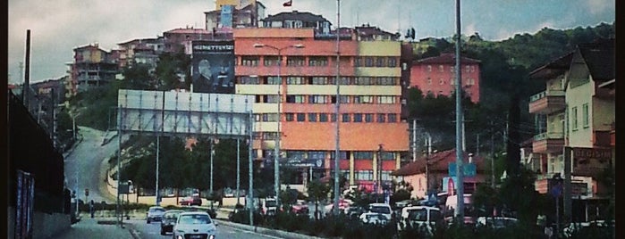 Çatmaca is one of Tempat yang Disimpan Gül.