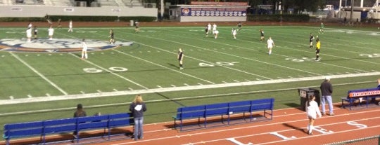 Bolles George H.  Hodges Field is one of สถานที่ที่ Matt ถูกใจ.