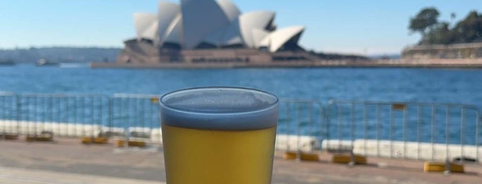 Cruise Bar is one of Sydney tings.