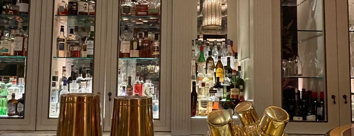 The Goring Bar & Lounge is one of London Royal.