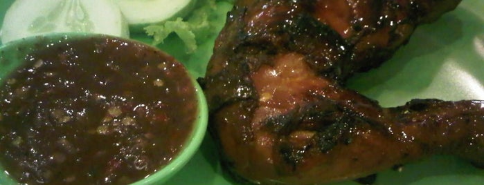 Ayam bakar kalasan ibu idah is one of Kuliner Cilegon!.