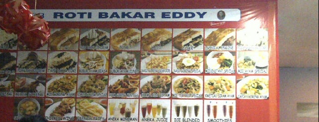 Roti Bakar Eddy is one of Locais curtidos por Fanina.