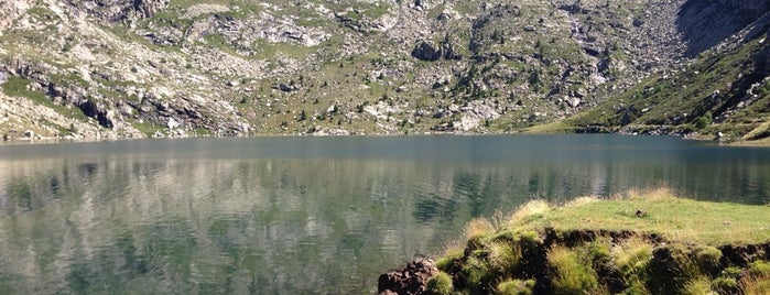 Estany Gento is one of Lugares favoritos de Helena.