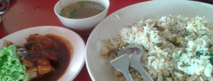 Jah Nasi Ayam is one of Makan @ Melaka/N. Sembilan/Johor #16.
