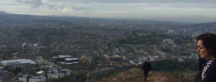 Arthur's Seat is one of B. Aaronさんのお気に入りスポット.