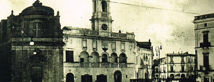 Torre dell'orologio is one of Le opere di Cristoforo Pinto.