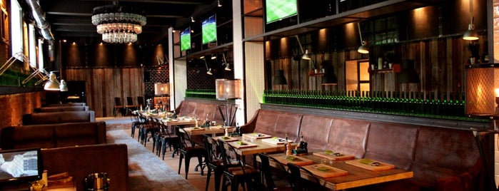 Cow Bar & Restaurant is one of Lugares guardados de Аndrei.