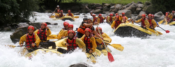 Extreme Waves Rafting is one of tione activity.