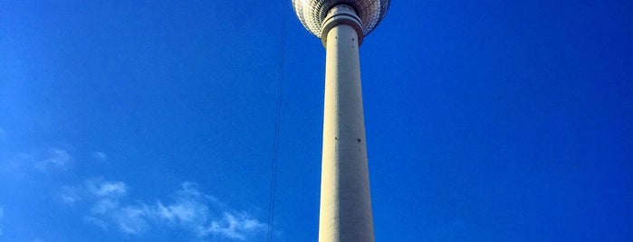 Torre de televisión de Berlín is one of Lugares favoritos de 103372.