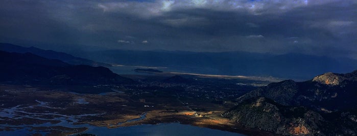 Sülüngür Gölü is one of สถานที่ที่ 103372 ถูกใจ.