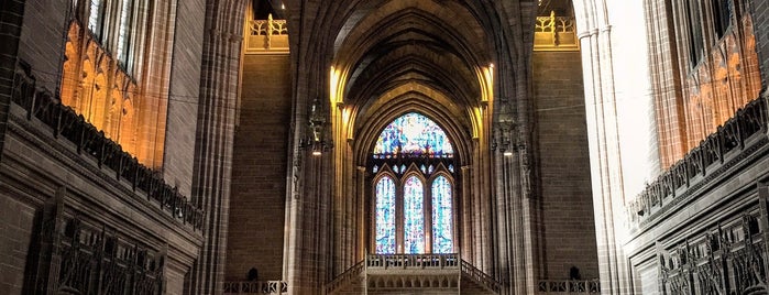 Liverpool Cathedral is one of สถานที่ที่ 103372 ถูกใจ.