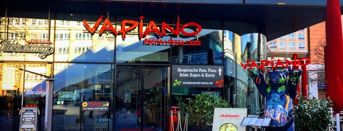 Vapiano is one of Locais curtidos por 103372.