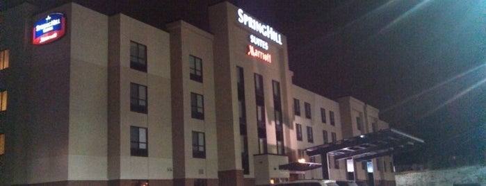 SpringHill Suites by Marriott is one of Tempat yang Disukai Bryan.