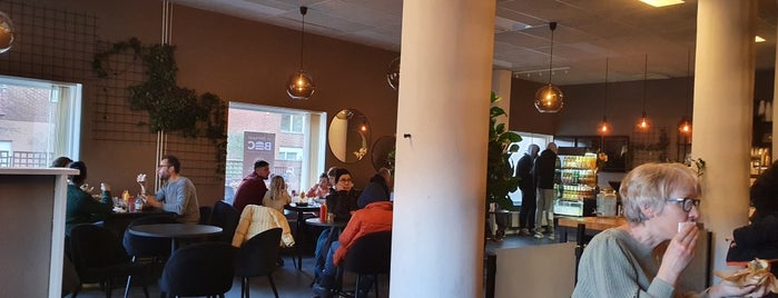 Burger on the Corner is one of Brunch & caféhäng i Stockholm.