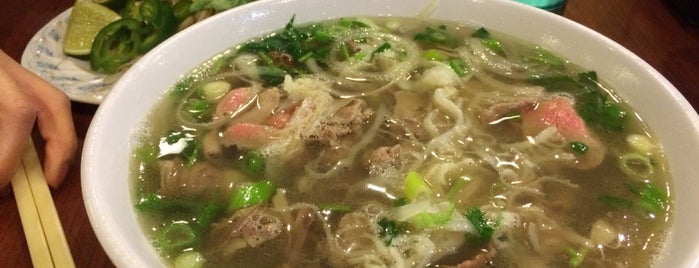 Superior Pho is one of Georgeさんのお気に入りスポット.