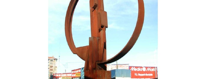 Meridianoa / Meridiano is one of Escultura Pública Contemporanea.