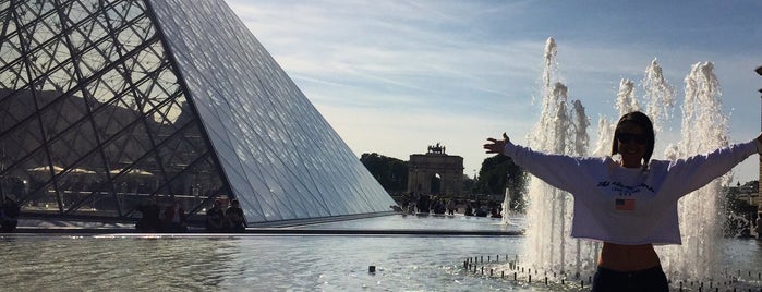 Museu do Louvre is one of Locais curtidos por Gulden.