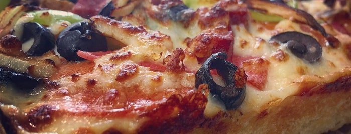 Little Caesars Pizza is one of Posti che sono piaciuti a Gulden.