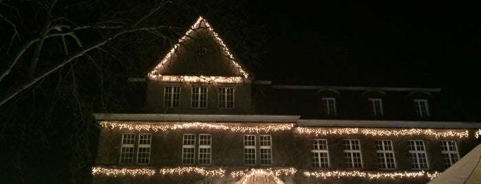 Weihnachtsmarkt Holzwickede is one of Weihnachtsmärkte Ruhr.