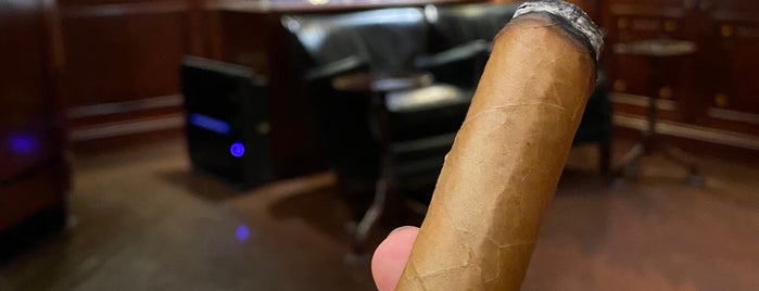 Cigar Club is one of Top 10 favorites places in 東京都, 日本.